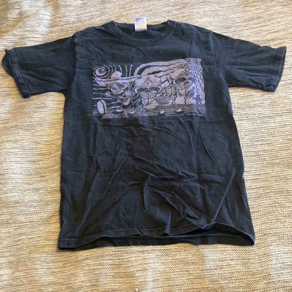 Fruit of the loom dia de los muertos shirt